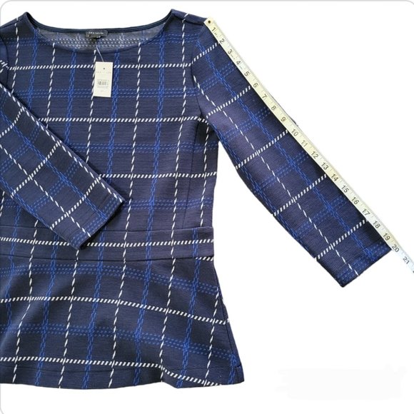 Ann Taylor Navy Blue Plaid Knit Top Women's Size M NWT - Picture 8 of 8